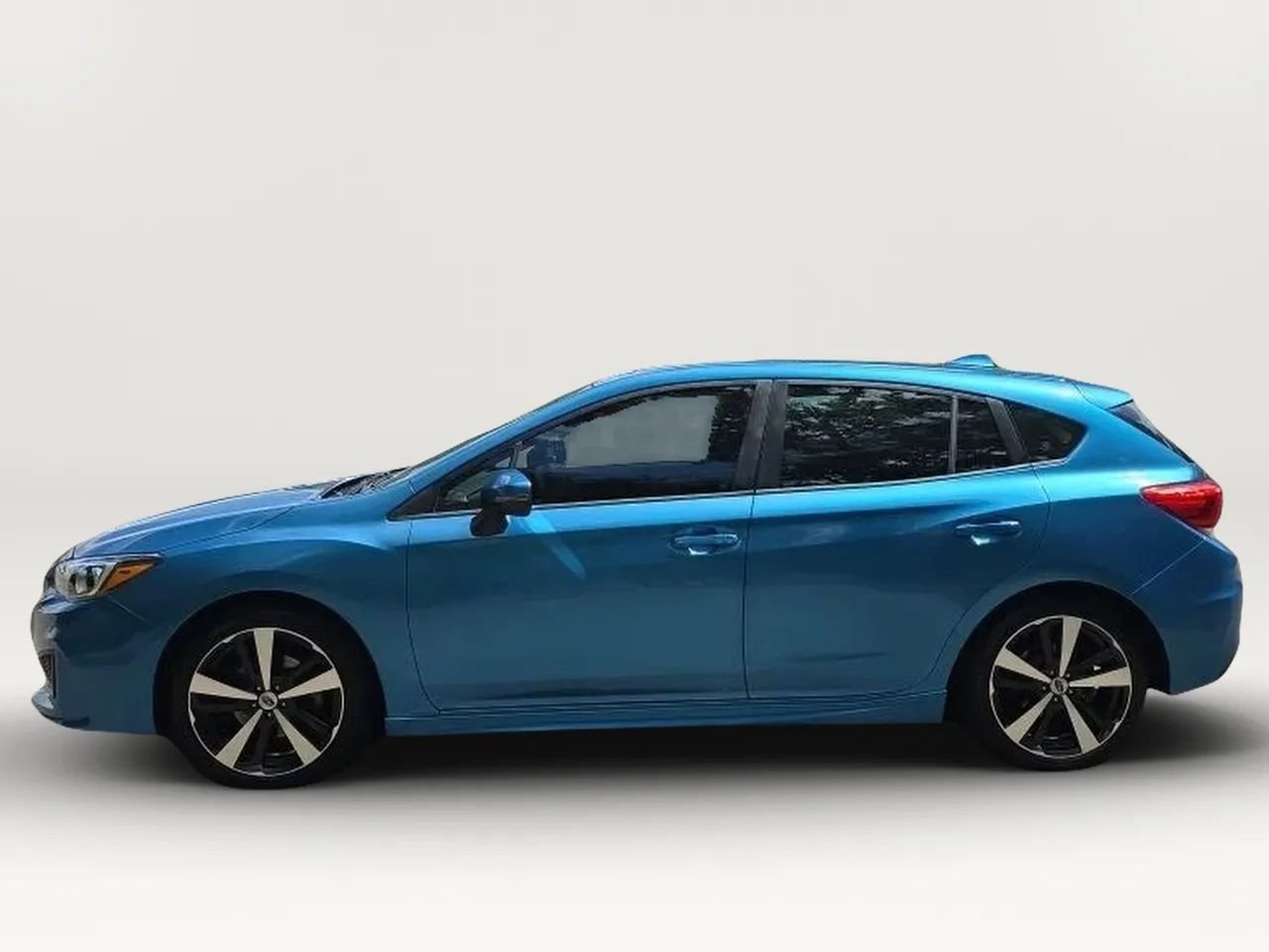 Used 2017 Subaru Impreza 2.0i Sport AWD/4WD image 5