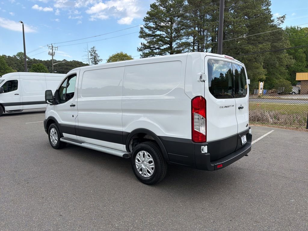Used 2024 Ford Transit 250 Low Roof w/ Exterior Upgrade Package RWD image 10
