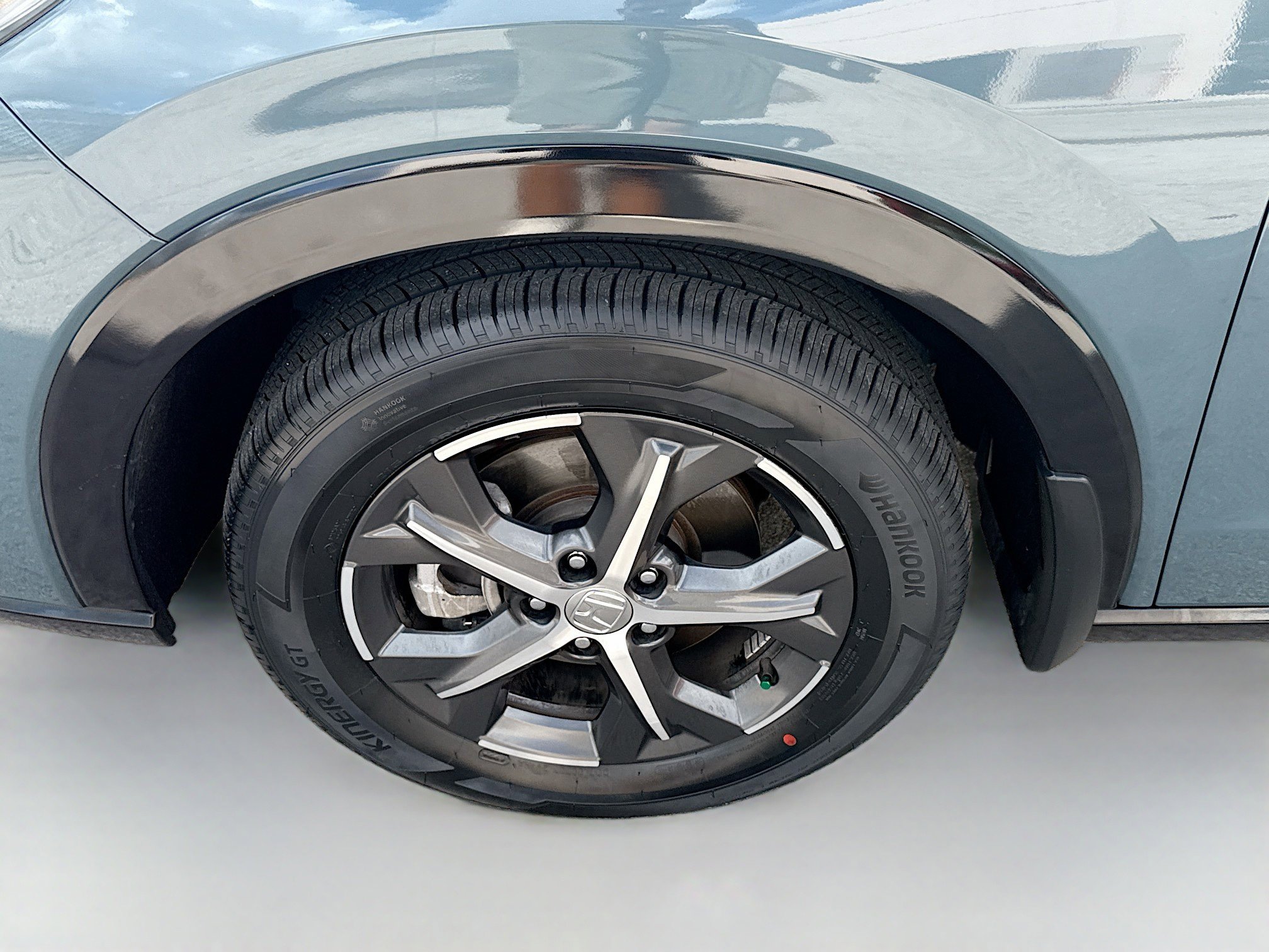 Certified 2024 Honda HR-V EX-L image 35