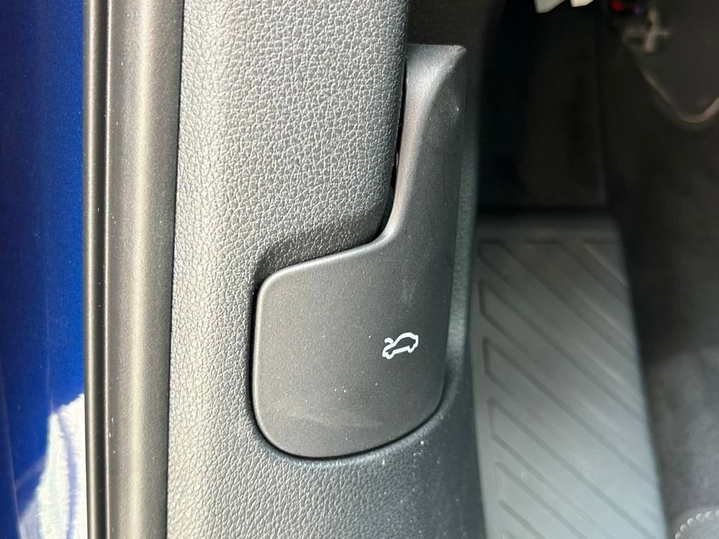 New 2025 Audi Q3 2.0T Premium image 54