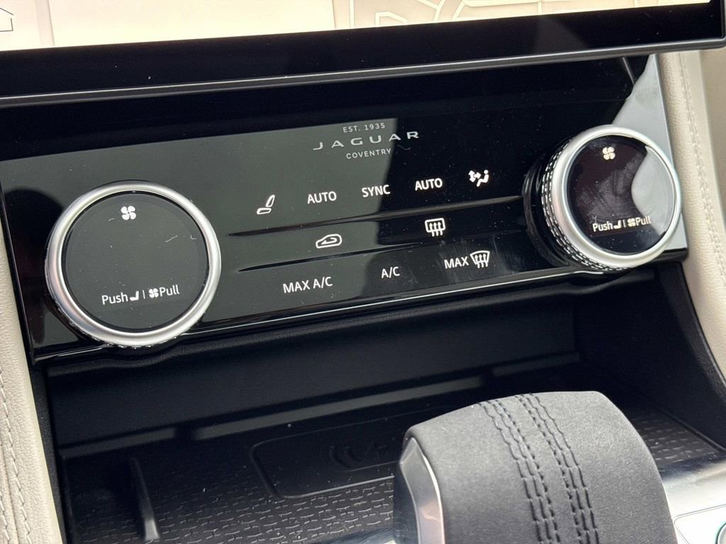 New 2026 Jaguar F-PACE R-Dynamic S AWD/4WD image 25