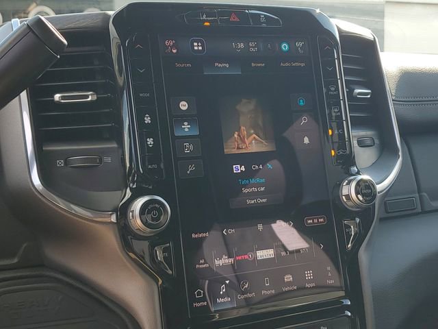 New 2026 RAM 2500 Laramie w/ Night Edition image 30