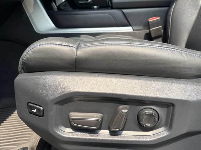 Used 2025 Toyota Tundra Platinum AWD/4WD image 14