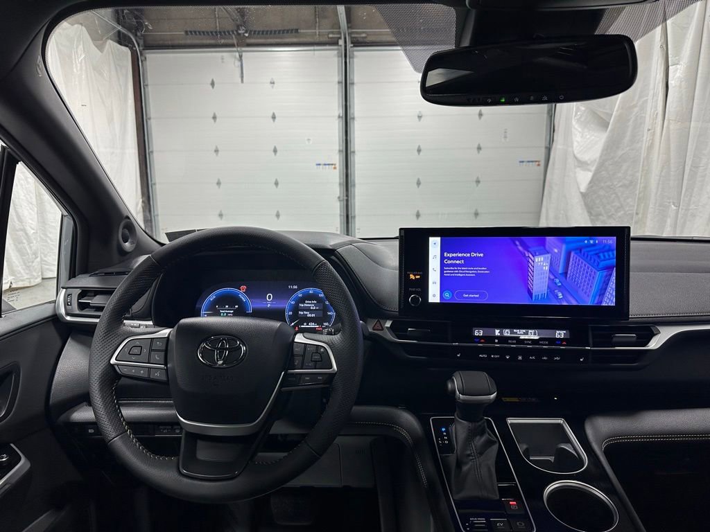 Used 2026 Toyota Sienna XLE Woodland Edition AWD/4WD image 14