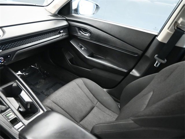 Used 2023 Honda Accord EX image 11