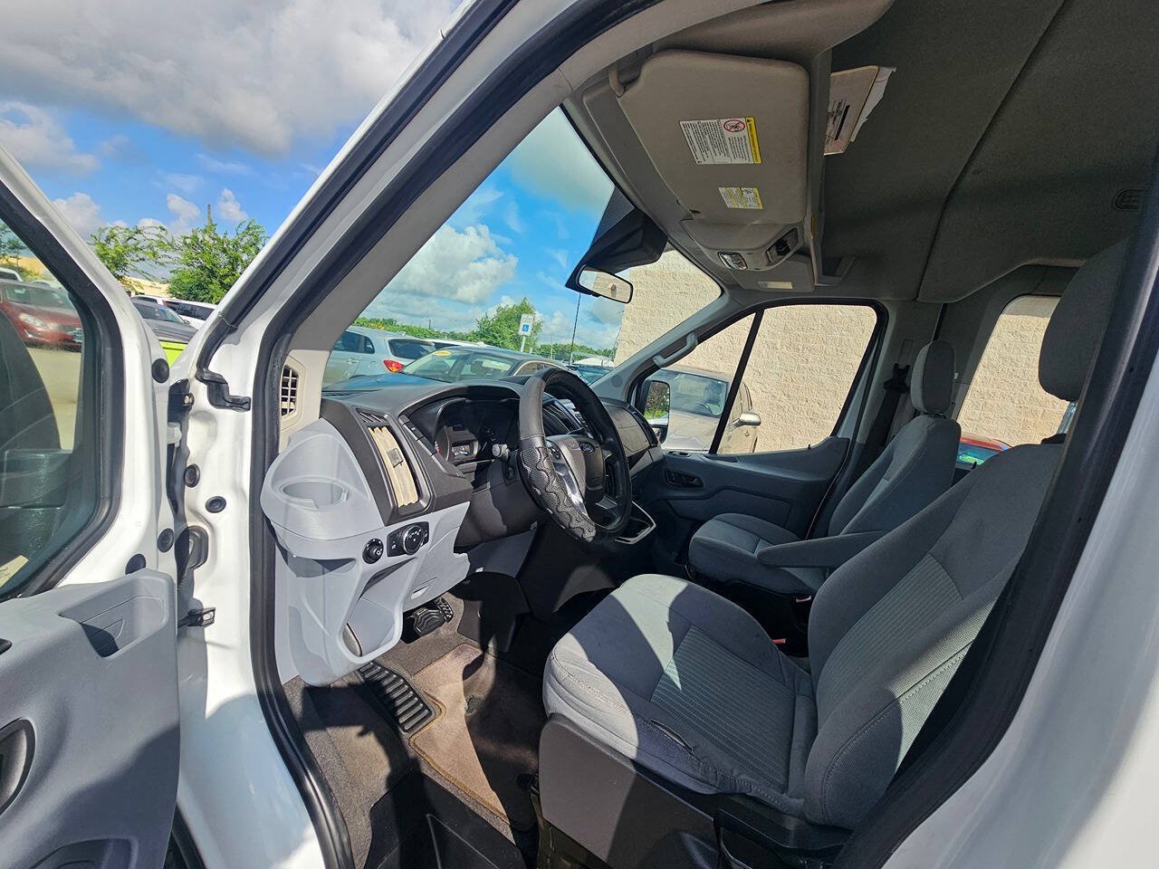 Used 2016 Ford Transit 350 XLT RWD image 9