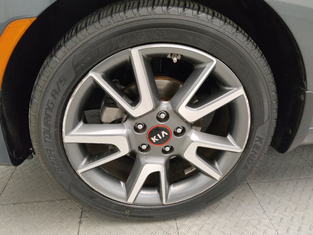 Used 2021 Kia Soul GT-Line FWD image 31