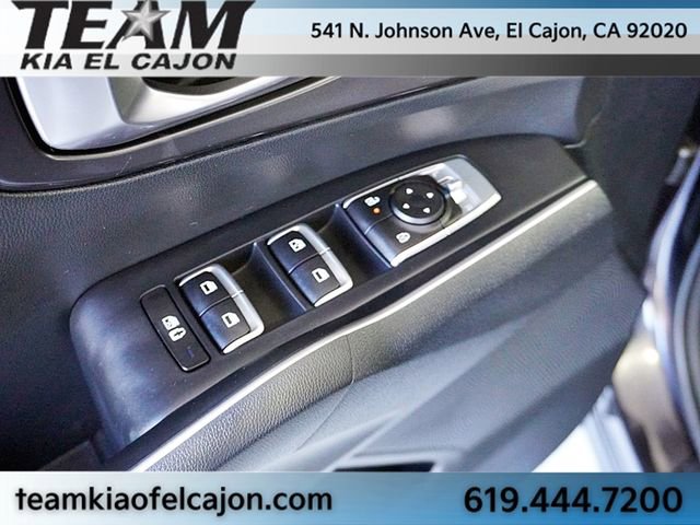 Certified 2025 Kia Sorento S w/ Panoramic Sunroof Package image 26