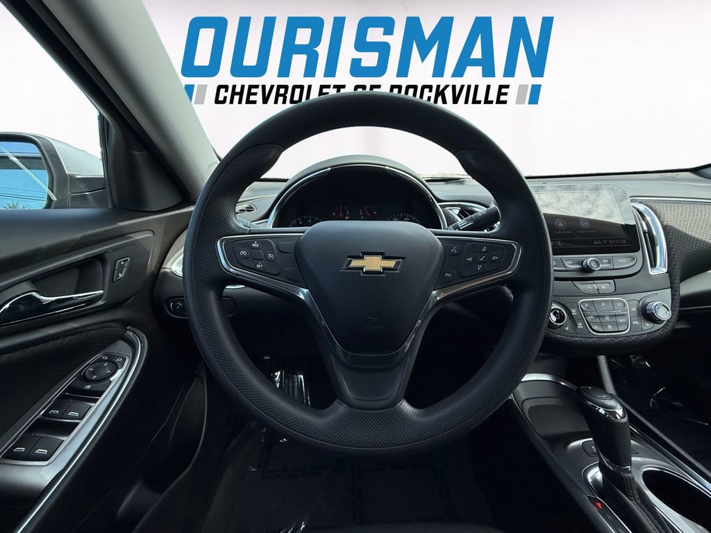 Used 2020 Chevrolet Malibu LT FWD image 14
