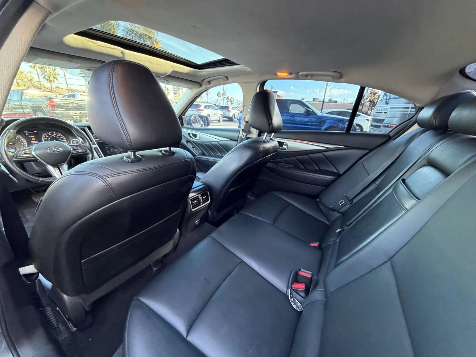 Used 2020 INFINITI Q50 Luxe w/ Essential Package (3.0T Luxe) AWD/4WD image 24