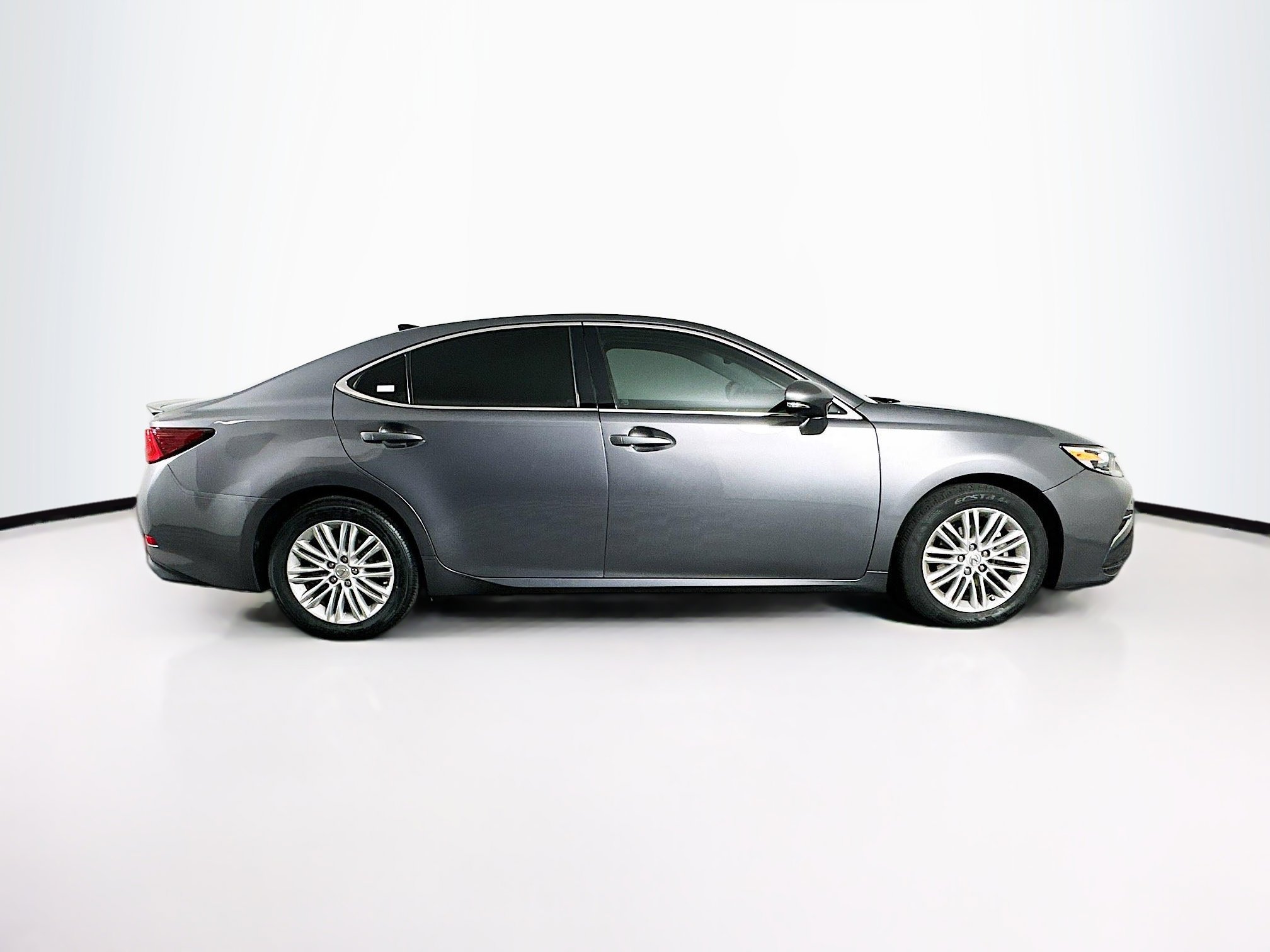 Used 2016 Lexus ES 350 w/ Navigation System Package FWD image 10