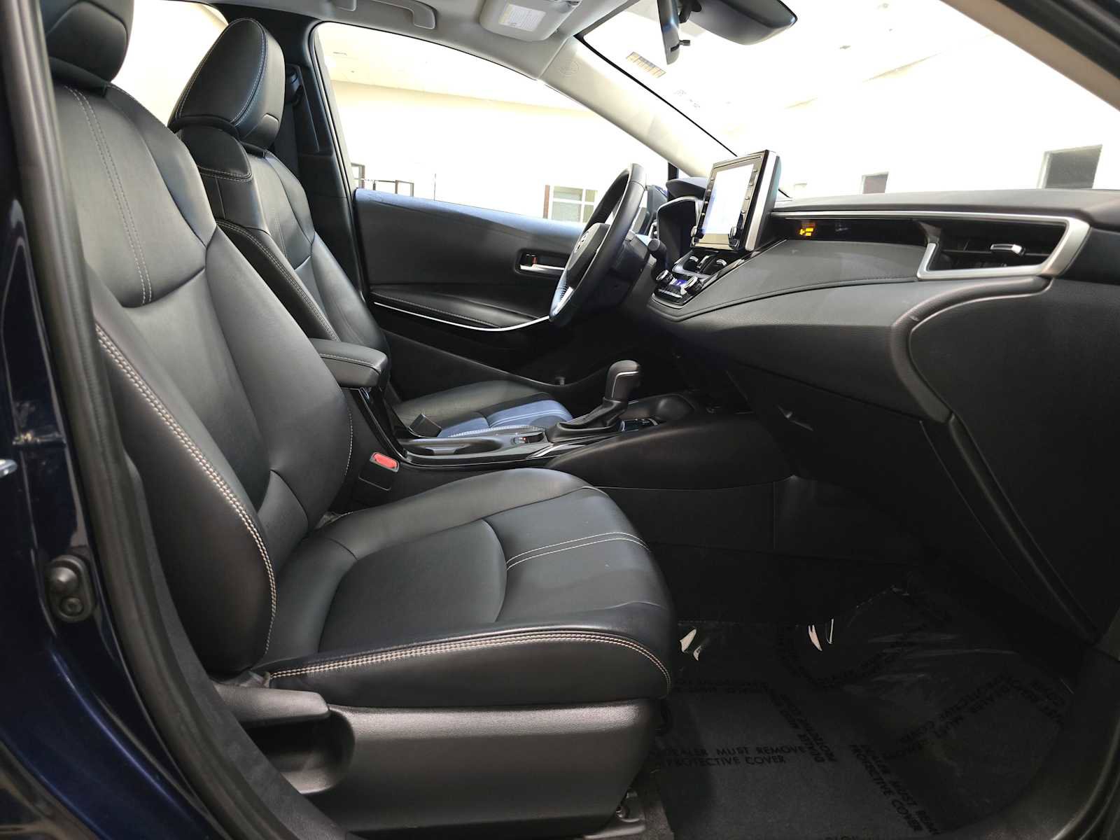 Certified 2022 Toyota Corolla XLE w/ Carpet Mat Package (TMS) FWD image 29