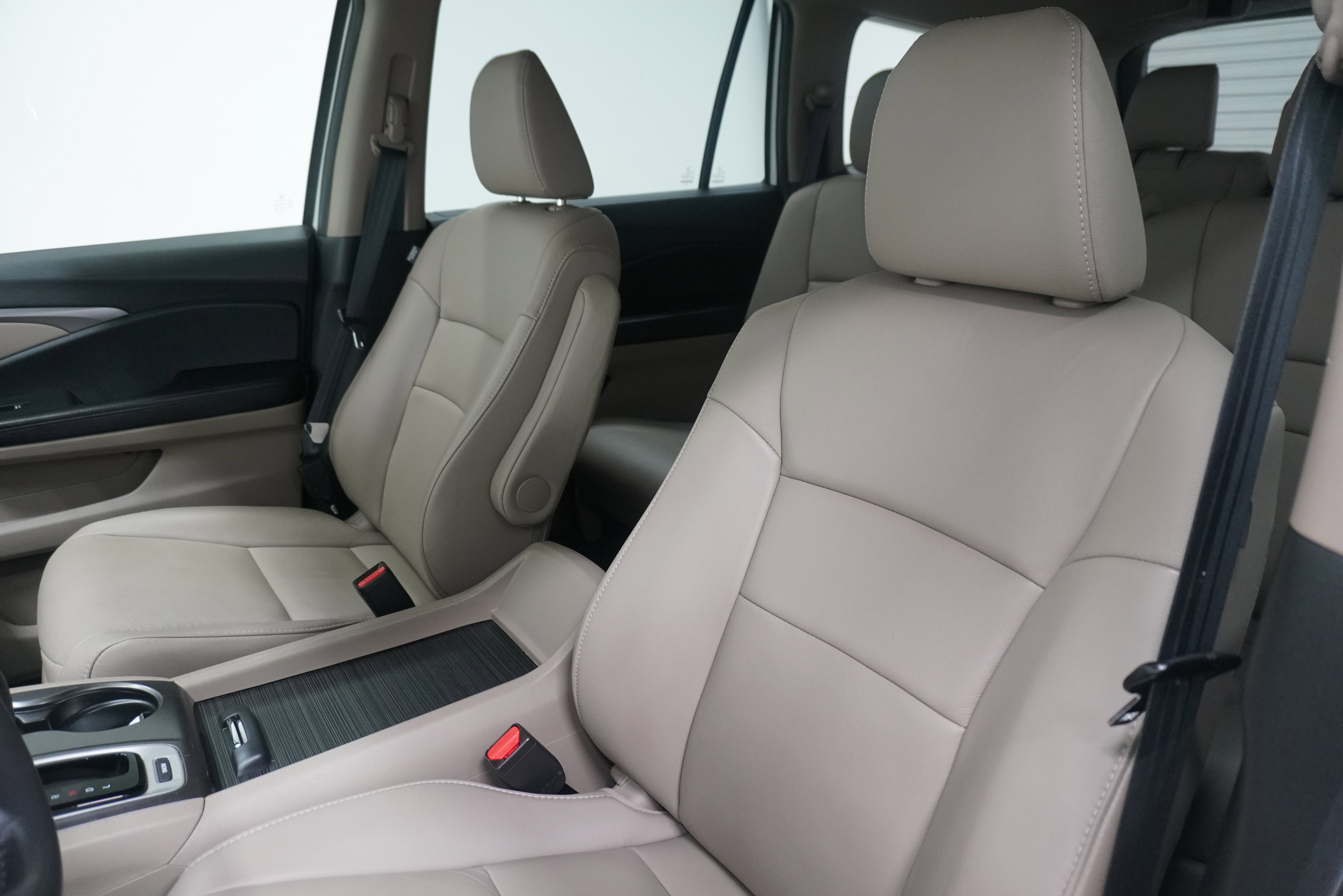 Used 2017 Honda Pilot EX-L image 11