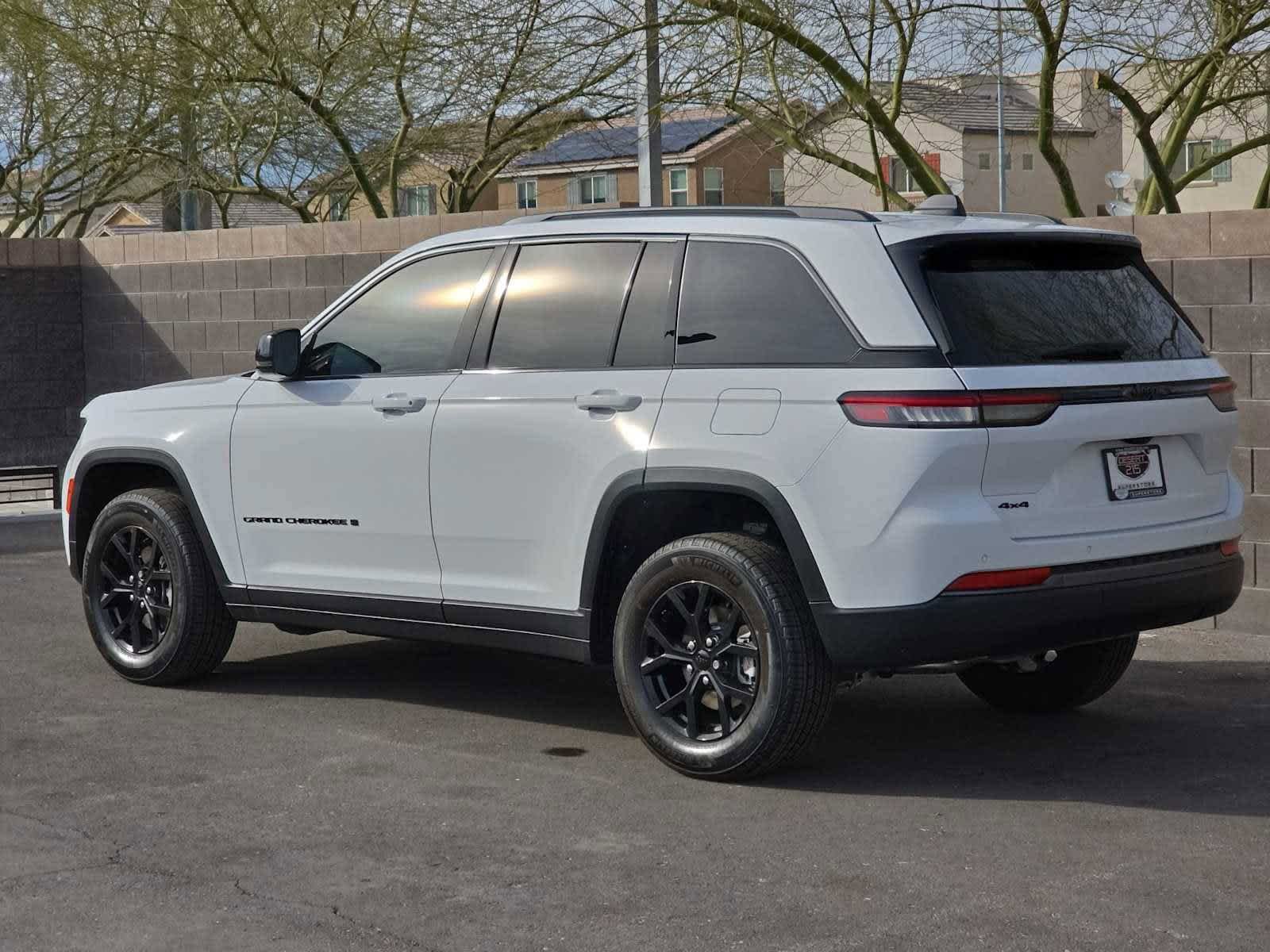 New 2026 Jeep Grand Cherokee Altitude AWD/4WD image 21
