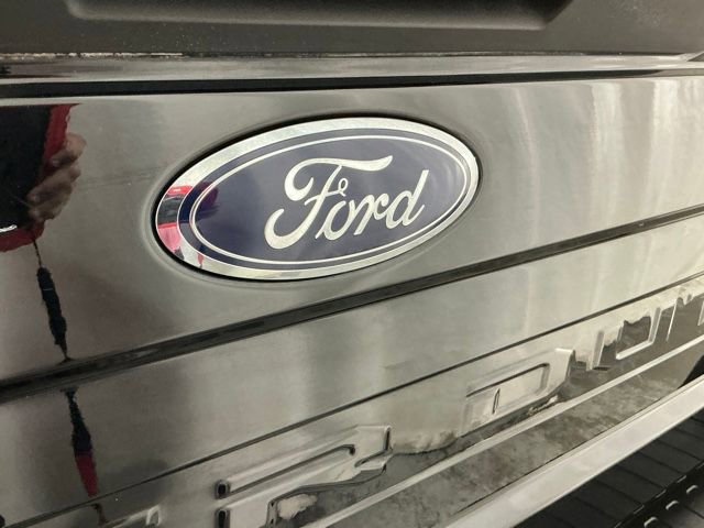 Used 2021 Ford F250 Lariat w/ Lariat Value Package image 5