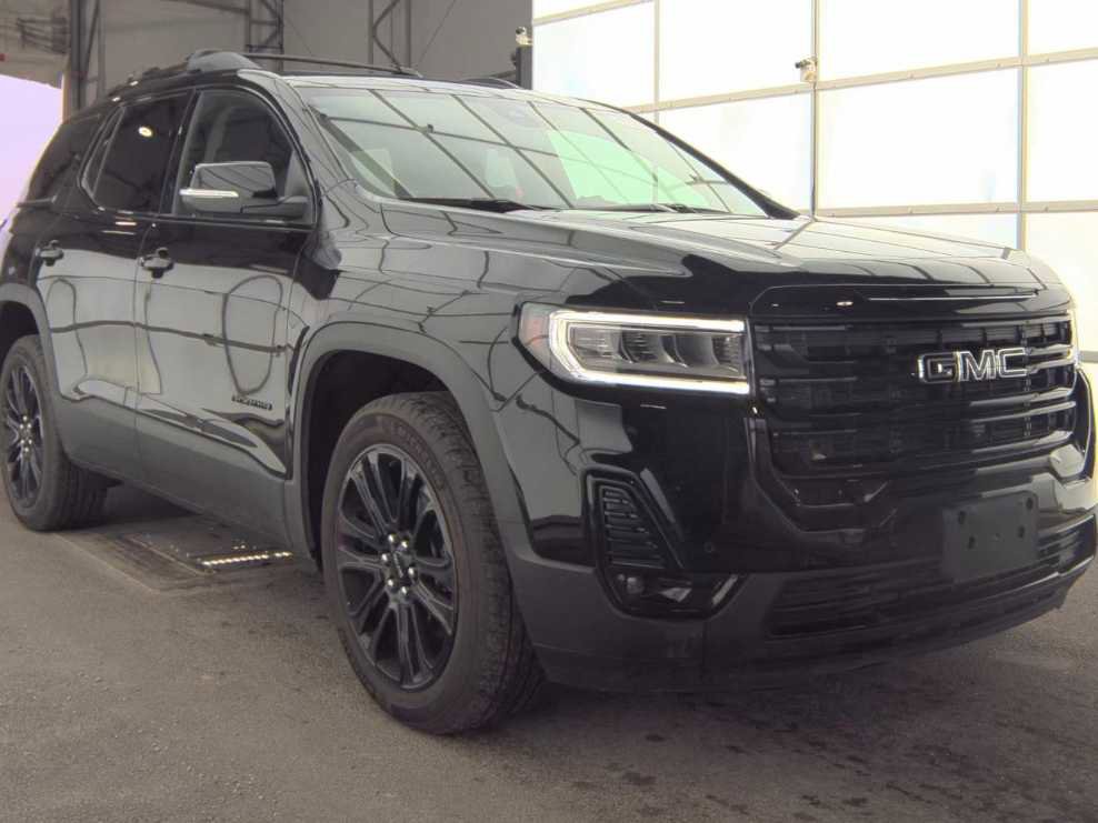 Used 2023 GMC Acadia SLT w/ Elevation Edition image 4