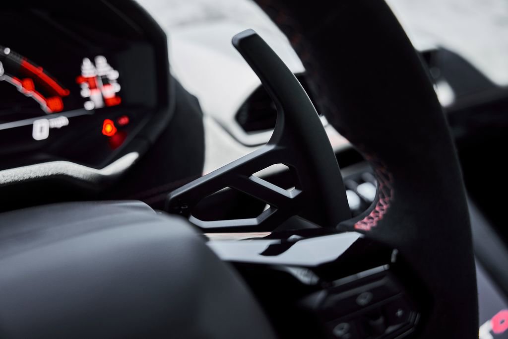 Used 2024 Lamborghini Huracan STO RWD image 58