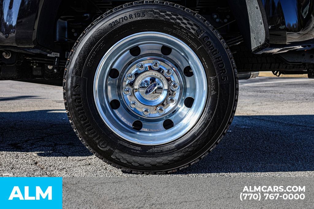 Used 2025 Ford F450 Platinum w/ Snow Plow Prep Package image 18