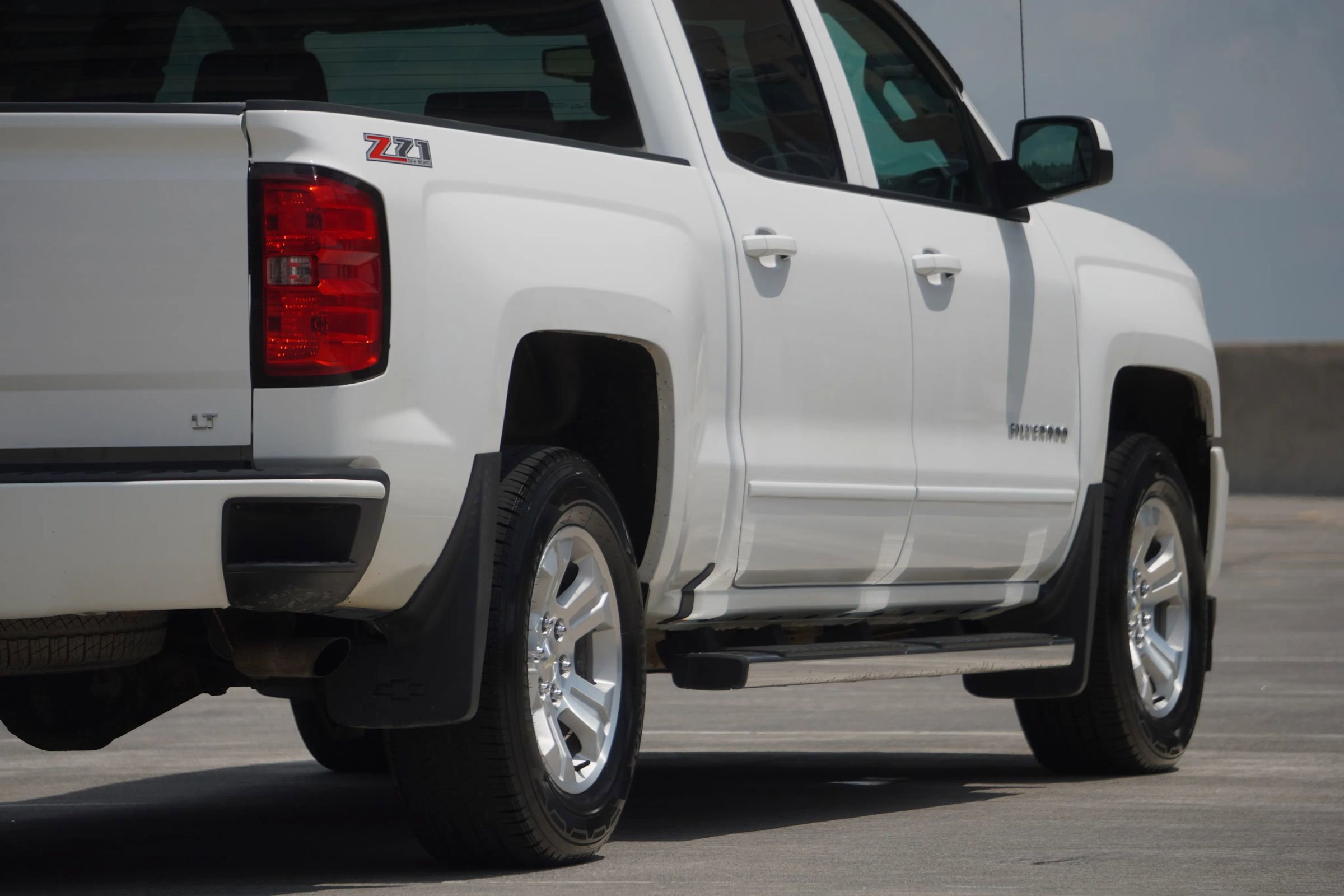 Used 2017 Chevrolet Silverado 1500 LT w/ All Star Edition image 32