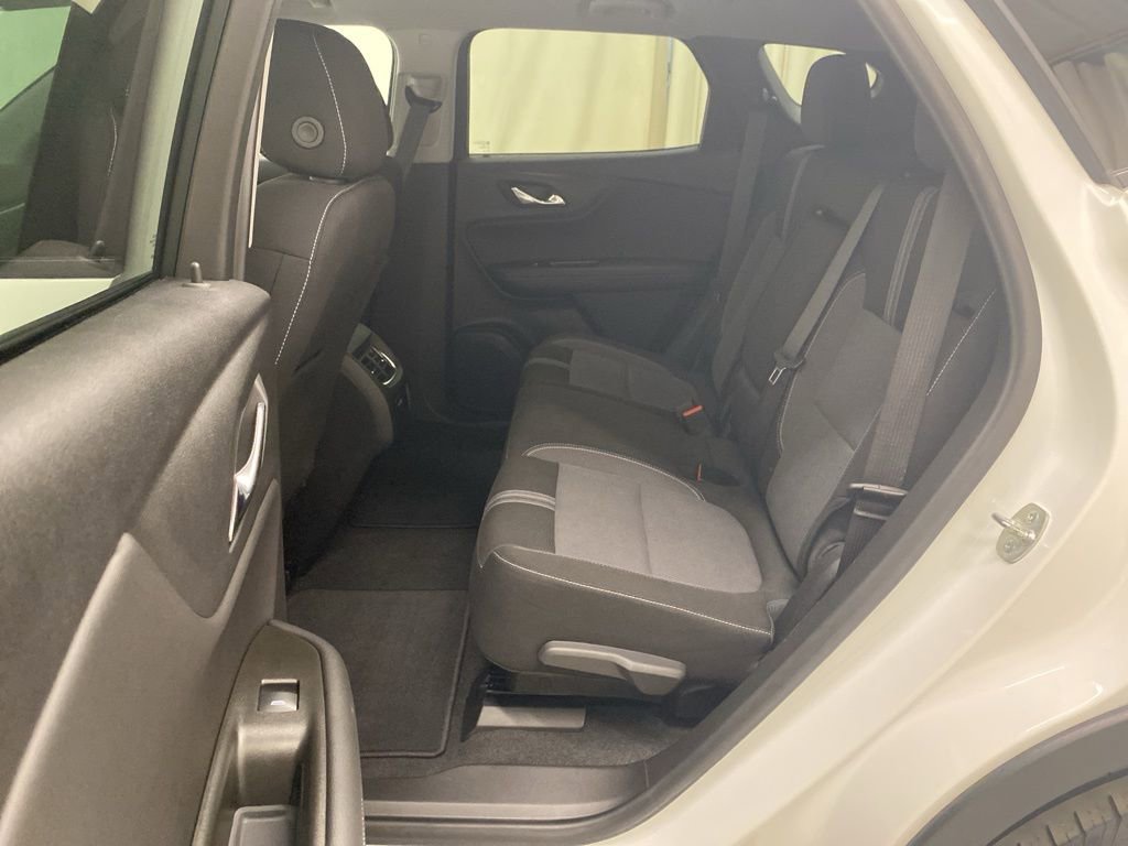 Used 2025 Chevrolet Blazer LT image 16
