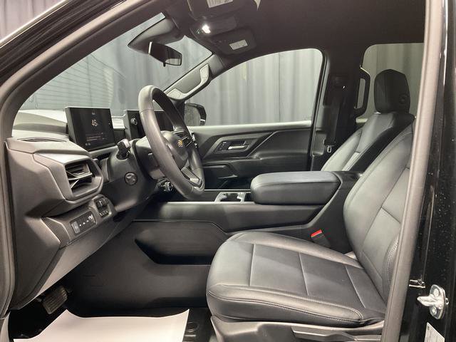 Used 2025 Chevrolet Silverado EV W/T AWD/4WD image 7