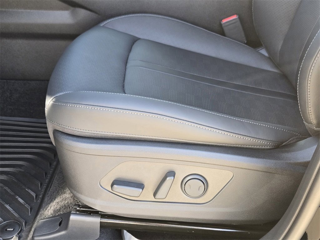 New 2026 Kia Sorento S FWD image 20