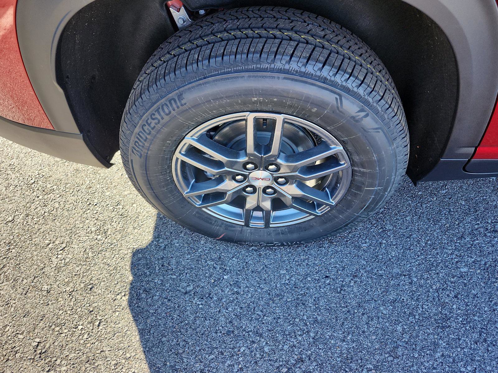 New 2026 GMC Acadia Elevation image 5