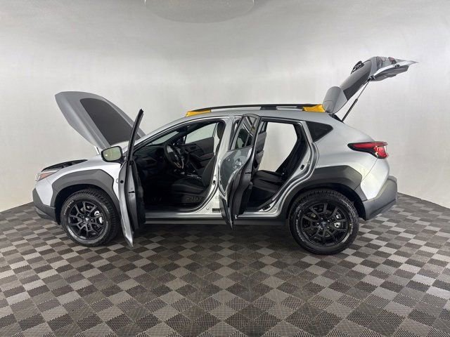Used 2025 Subaru Crosstrek 2.5i Wilderness w/ Crosstrek Mirror Package AWD/4WD image 13