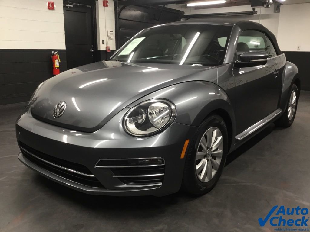 Used 2019 Volkswagen Beetle 2.0T S image 16