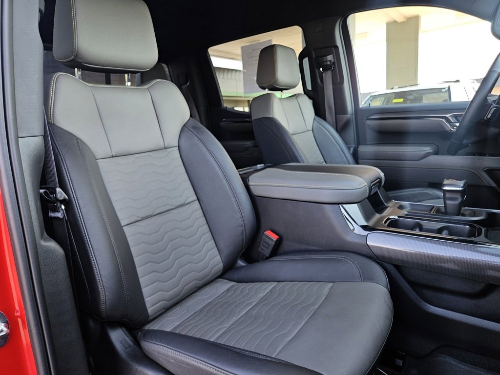 Used 2024 Chevrolet Silverado 1500 ZR2 w/ Technology Package image 13