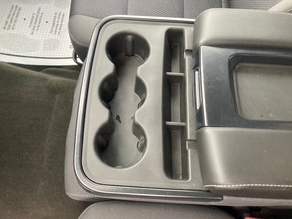 Used 2018 Chevrolet Silverado 1500 LT w/ All Star Edition image 30