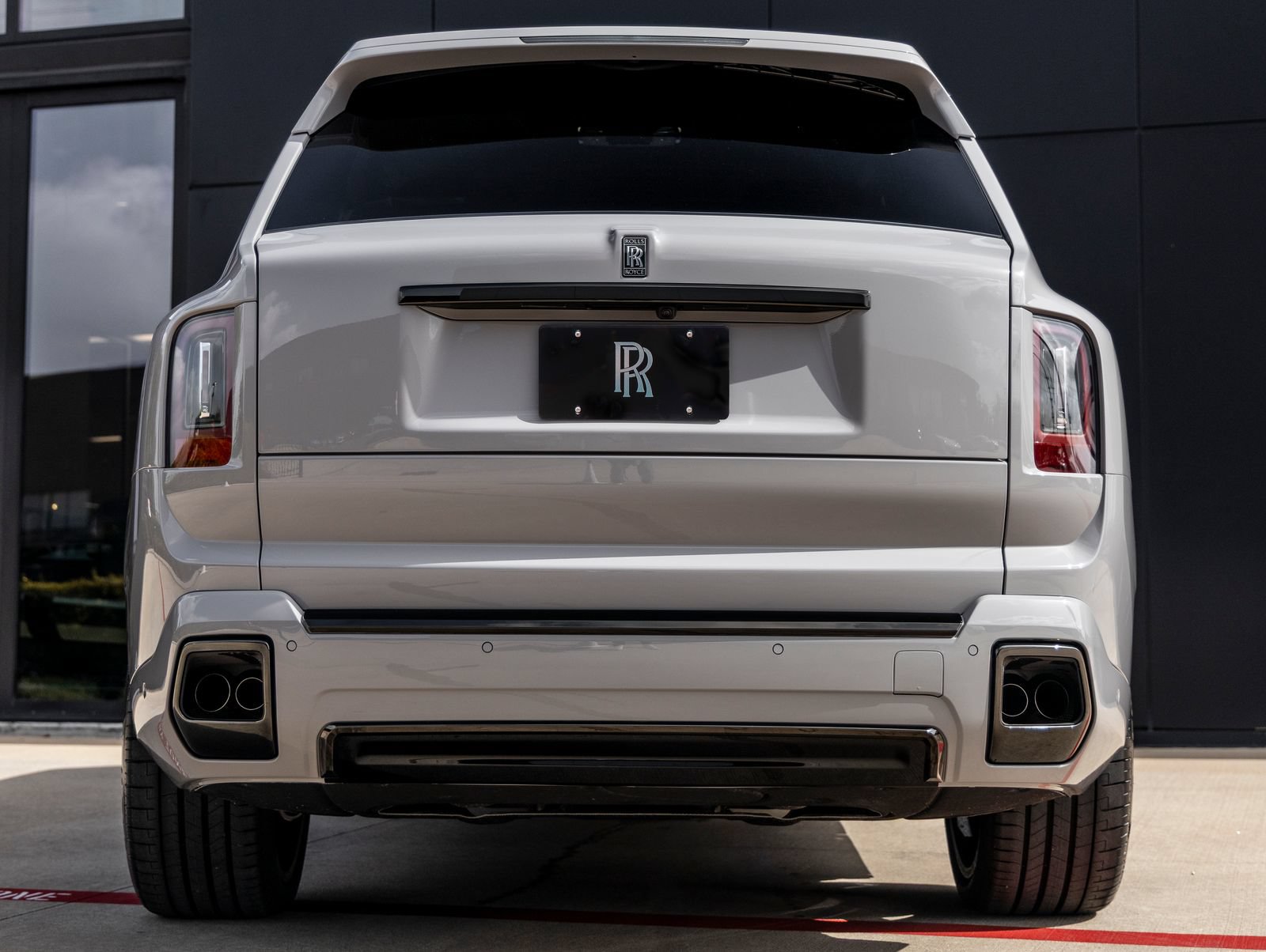 New 2027 Rolls-Royce Cullinan Black Badge AWD/4WD image 10