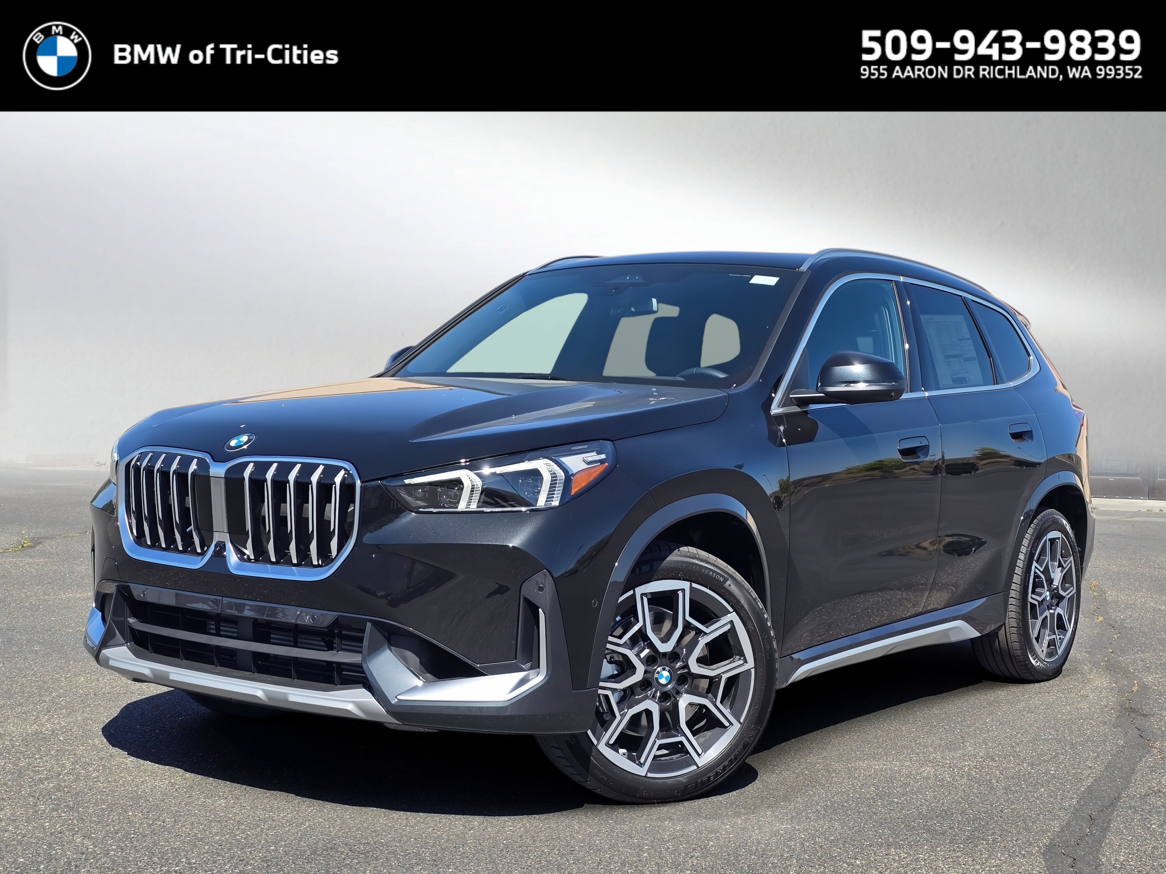 New 2026 BMW X1 xDrive28i w/ Technology Package AWD/4WD image 1