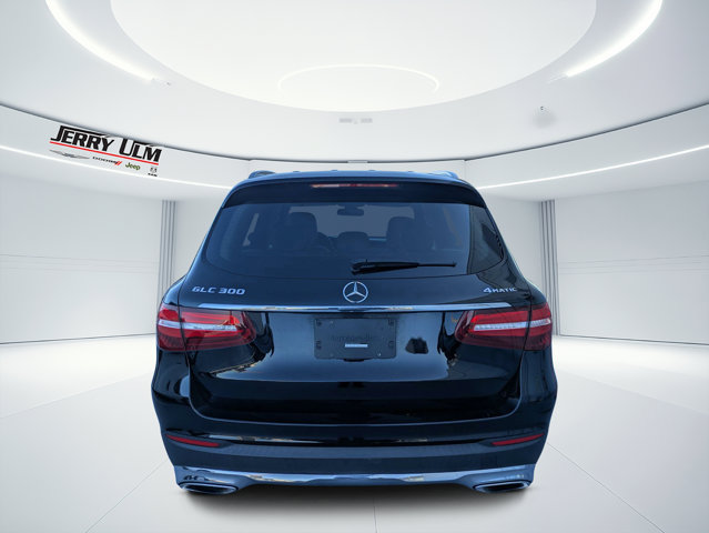 Used 2019 Mercedes-Benz GLC 300 4MATIC image 4
