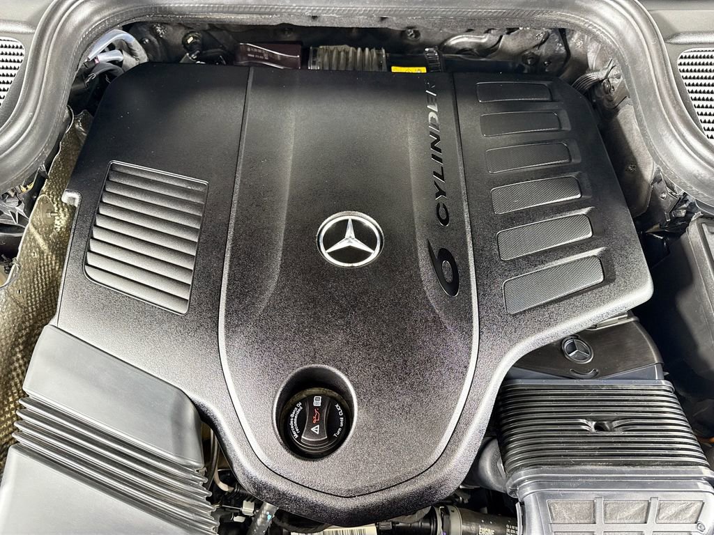 Used 2023 Mercedes-Benz GLS 450 4MATIC image 26