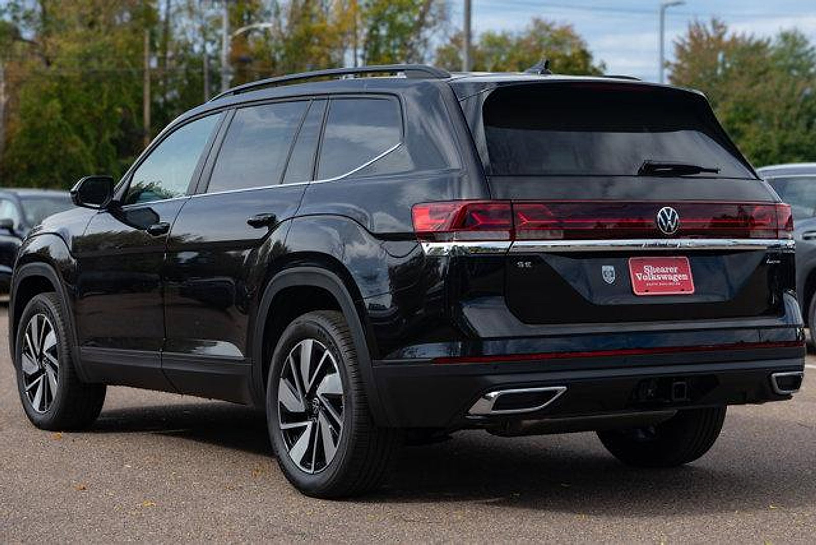 New 2026 Volkswagen Atlas SE image 4