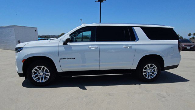 Used 2023 Chevrolet Suburban LS RWD image 5