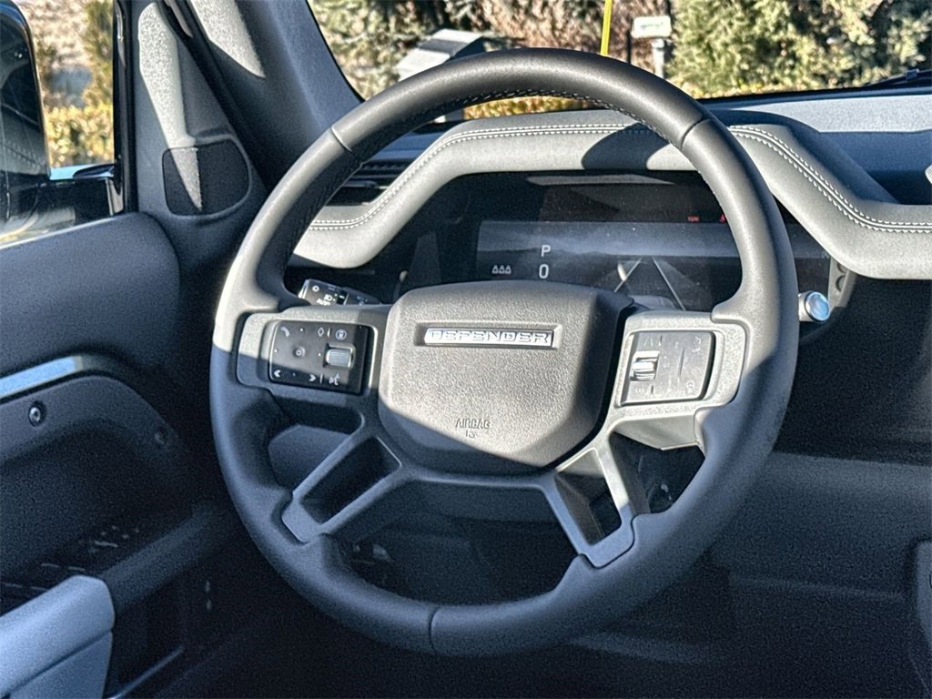Used 2026 Land Rover Defender 110 S image 21