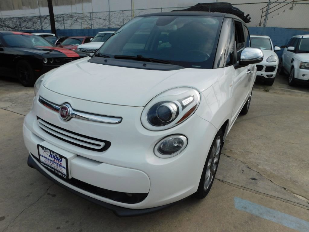 Used 2014 FIAT 500L Lounge FWD image 3