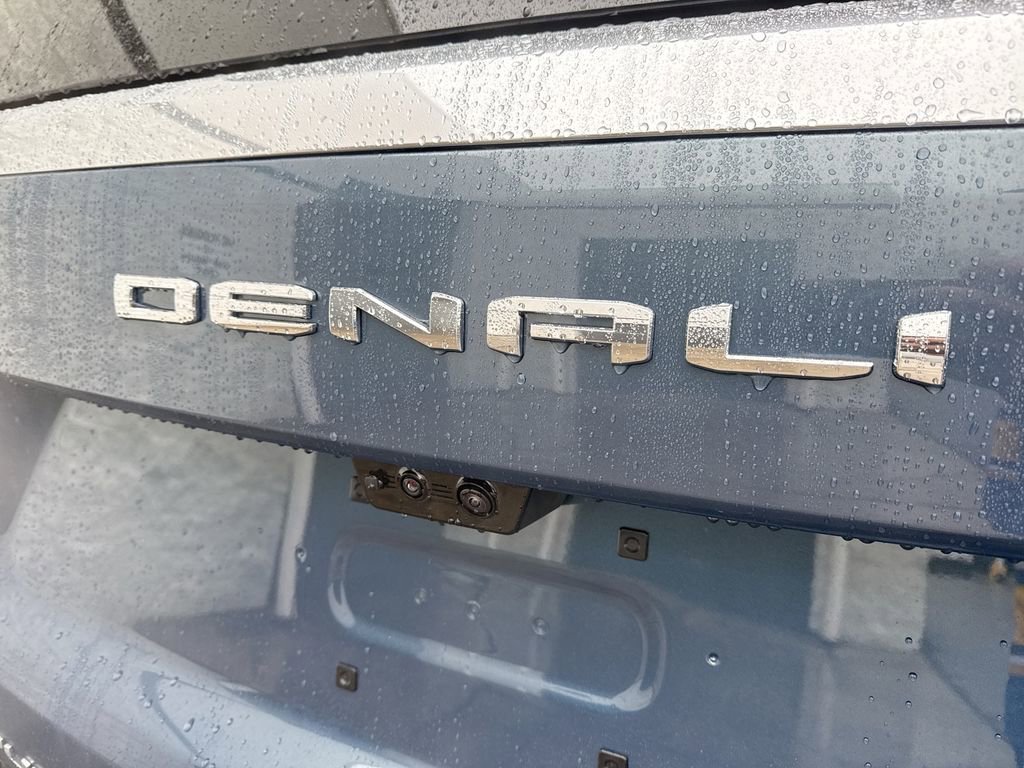 New 2026 GMC Yukon XL Denali w/ Denali Reserve Package AWD/4WD image 29