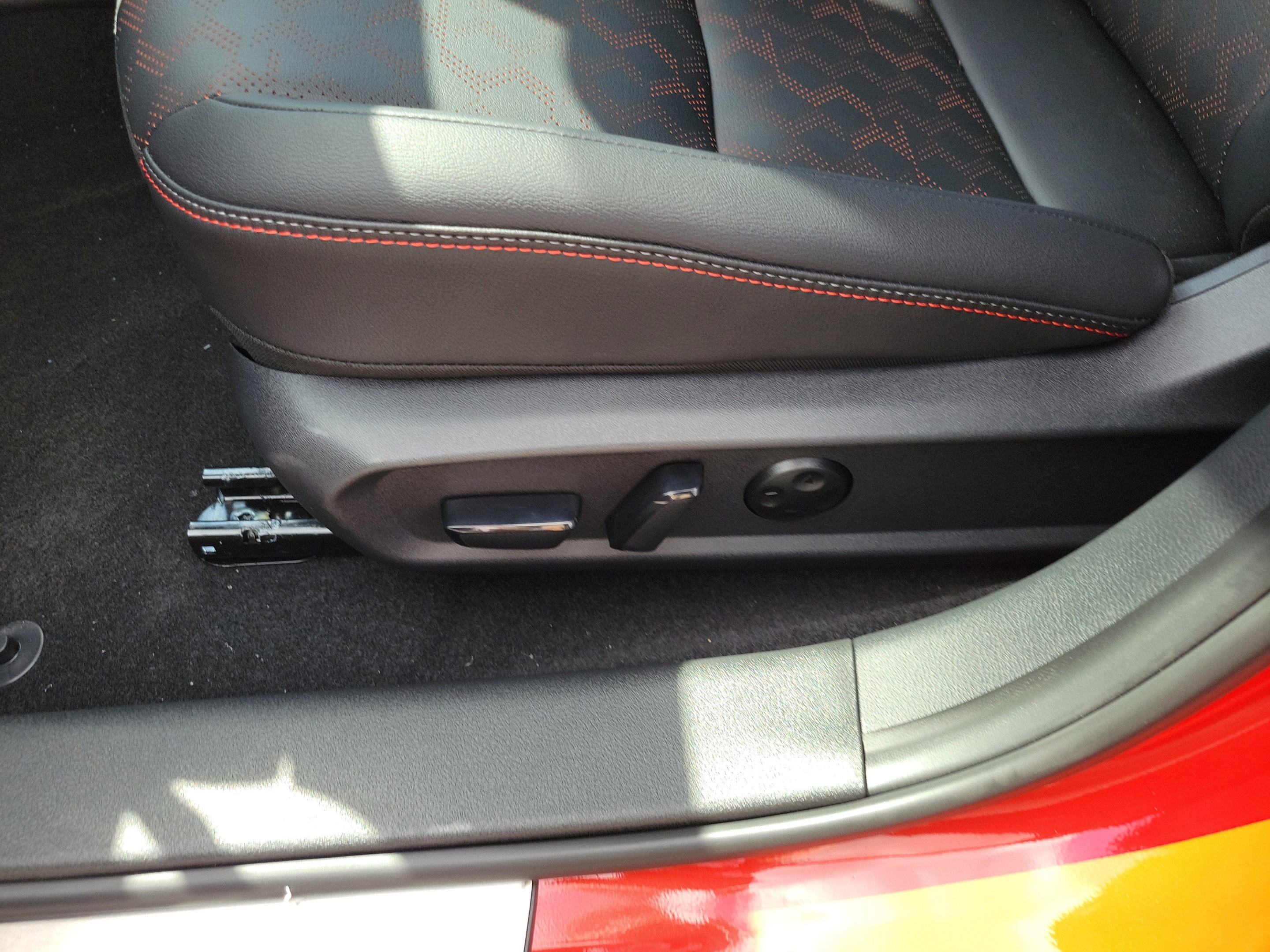 New 2027 Nissan Sentra SR w/ SR Premium Package FWD image 18