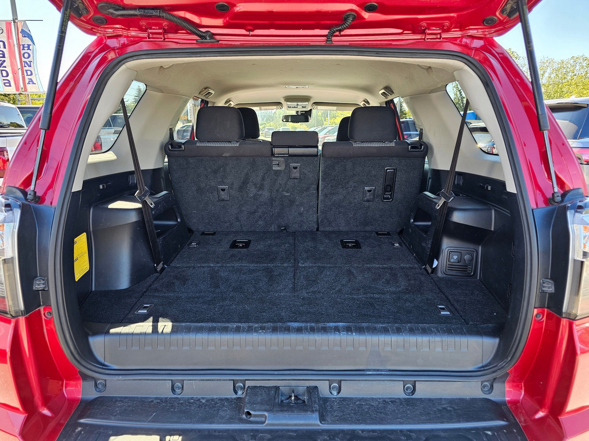 Used 2022 Toyota 4Runner SR5 AWD/4WD image 16