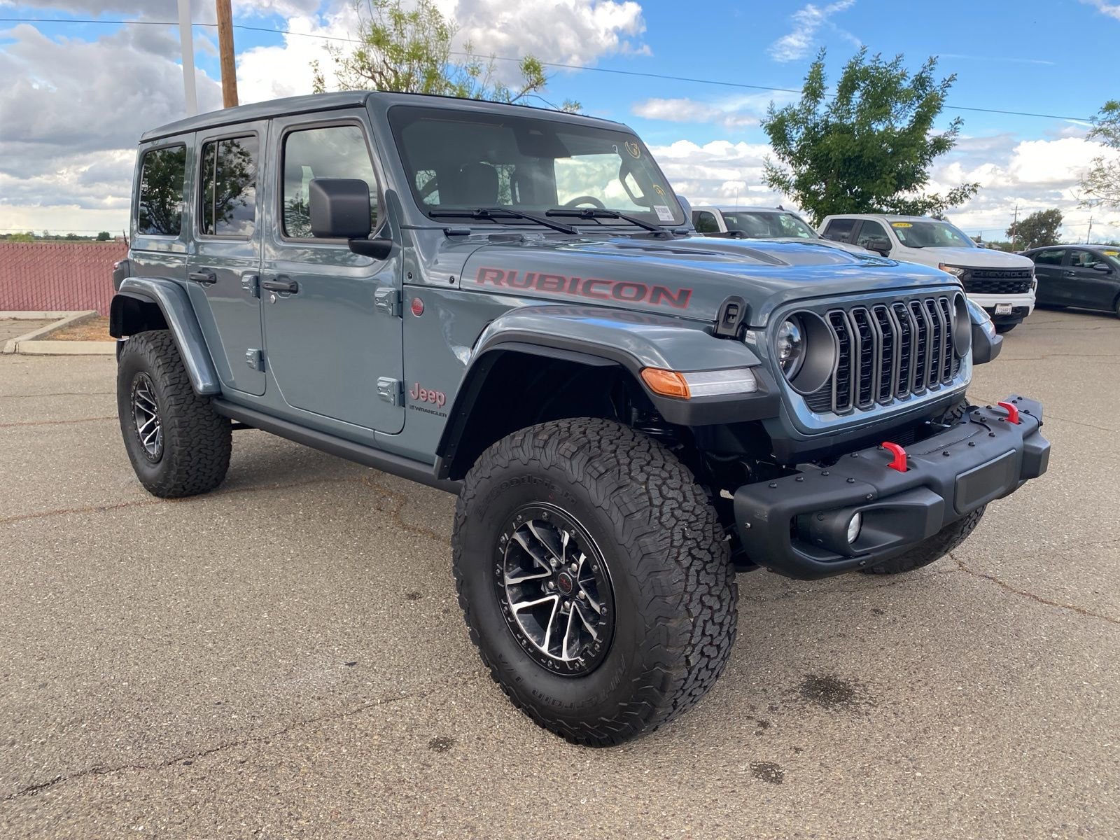 Used 2026 Jeep Wrangler Unlimited Rubicon image 3