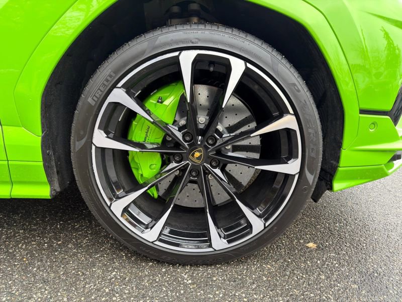 Used 2024 Lamborghini Urus S image 28