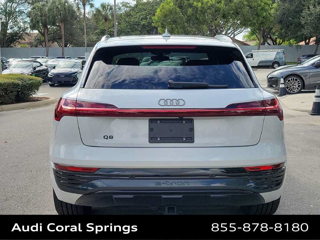 Certified 2024 Audi Q8 e-tron Premium Plus AWD/4WD image 13