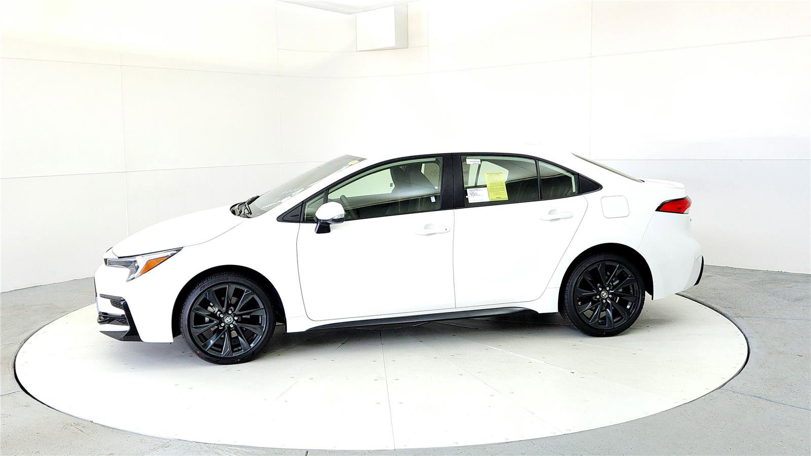 New 2026 Toyota Corolla SE FWD image 3