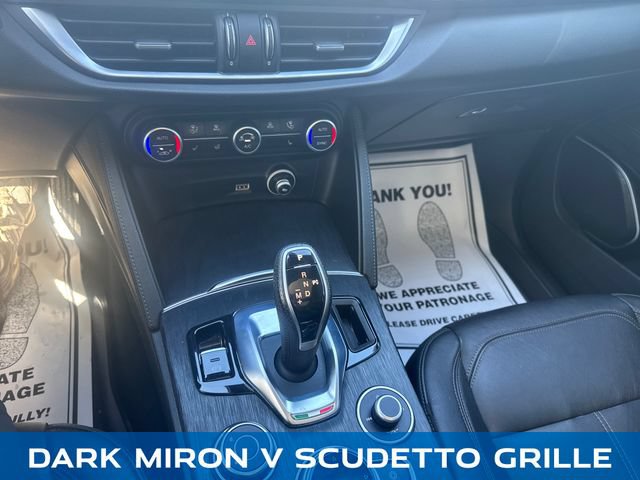 Used 2020 Alfa Romeo Stelvio Sport w/ Quick Order Package 22J Sport AWD/4WD image 18