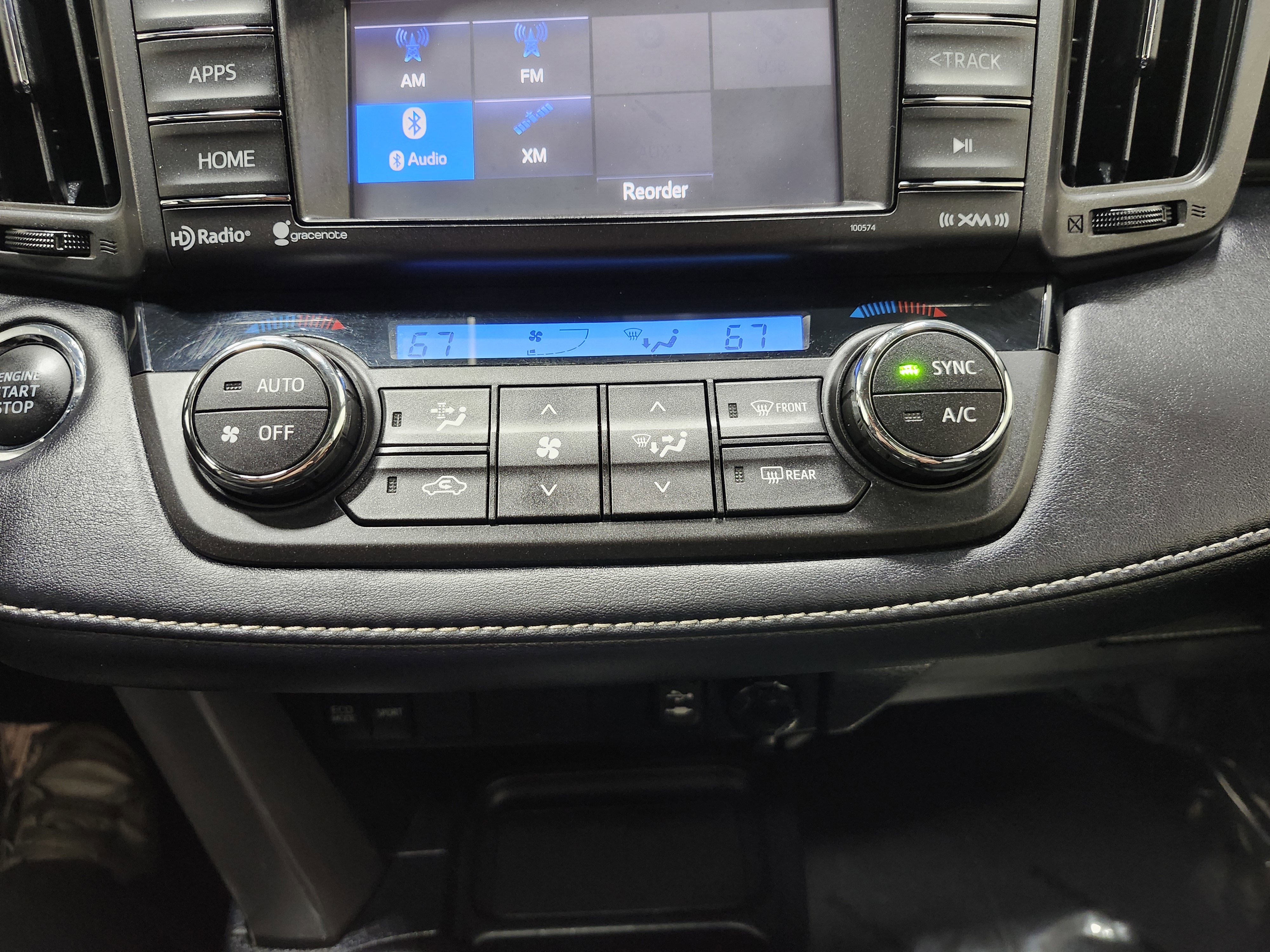 Used 2018 Toyota RAV4 XLE w/ Plus Extra Value Package image 31