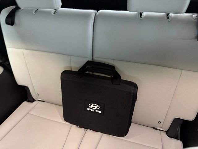 Certified 2025 Hyundai Santa Fe Calligraphy image 33