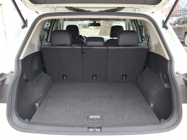 Used 2021 Volkswagen Tiguan SEL image 28